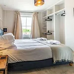 Holiday home Cliff View *