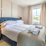 Cliff View Holiday home West Marton